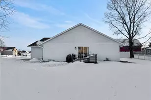 2515 Ridgewood St, Menomonie, WI 54751 - Photo 45