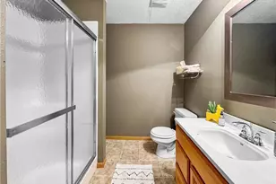 2515 Ridgewood St, Menomonie, WI 54751 - Photo 35