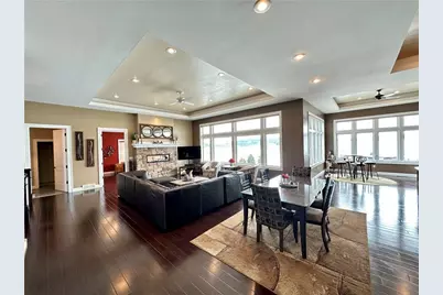 1747 E Drinkman Lane, Eau Claire, WI 54701 - Photo 15