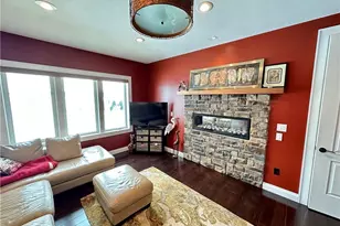 1747 E Drinkman Ln, Eau Claire, WI 54701 - Photo 23