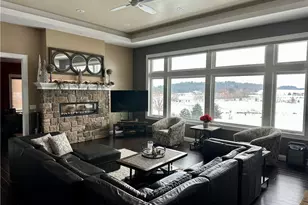 1747 E Drinkman Ln, Eau Claire, WI 54701 - Photo 13