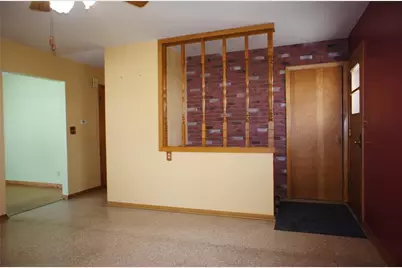 2718 5th Street, Eau Claire, WI 54703 - Photo 9