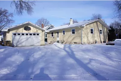 2718 5th Street, Eau Claire, WI 54703 - Photo 3