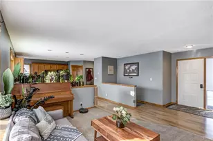 1517 E Clairemont Ave, Eau Claire, WI 54701 - Photo 5