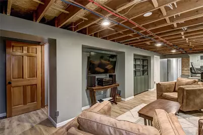 1517 E Clairemont Avenue, Eau Claire, WI 54701 - Photo 23