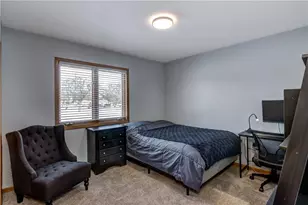 1517 E Clairemont Ave, Eau Claire, WI 54701 - Photo 15