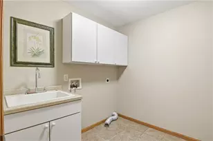 2021 High Point Dr, Altoona, WI 54720 - Photo 25