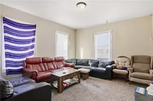 1245 S Farwell St, Eau Claire, WI 54701 - Photo 3