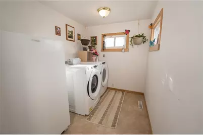 255 W Vine Street, Mondovi, WI 54755 - Photo 39