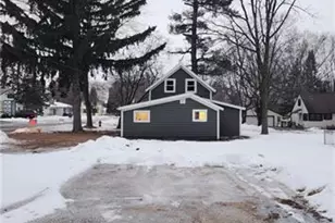 2222 4th St, Menomonie, WI 54751 - Photo 5