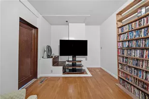 127 W Lincoln Ave, Fall Creek, WI 54742 - Photo 33