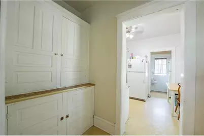 1010 S Farwell Street #1010, Eau Claire, WI 54701 - Photo 9