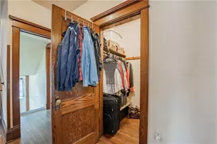 1010 S Farwell St, Eau Claire, WI 54701 - Photo 17