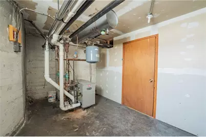 1010 S Farwell Street #1010, Eau Claire, WI 54701 - Photo 37