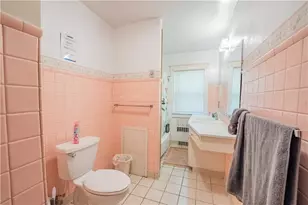 1010 S Farwell St, Eau Claire, WI 54701 - Photo 23