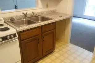 127 W Cedar St, Chippewa Falls, WI 54729 - Photo 9