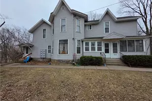 127 W Cedar St, Chippewa Falls, WI 54729 - Photo 37