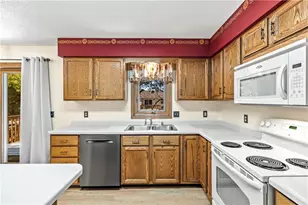 4910 Rye Ct, Eau Claire, WI 54701 - Photo 15