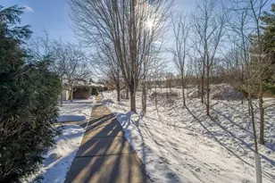 3330 S Robin Meadows Ln, Eau Claire, WI 54701 - Photo 3