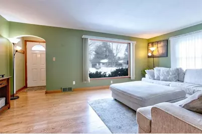 2009 Valmont Avenue, Eau Claire, WI 54701 - Photo 7