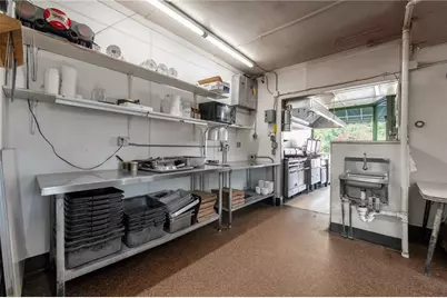 10 Jefferson Avenue, Chippewa Falls, WI 54729 - Photo 11