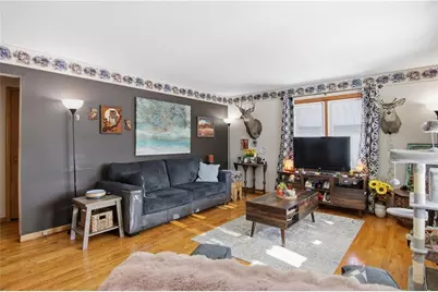 528 W Elm Street, Chippewa Falls, WI 54729 - Photo 5