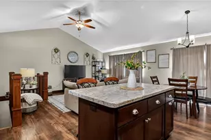 4924 Bluebell Ct, Eau Claire, WI 54703 - Photo 7