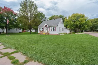 211 Main Street, Colfax, WI 54730 - Photo 3