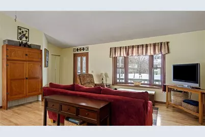 608 Fagstad Street, Menomonie, WI 54751 - Photo 7