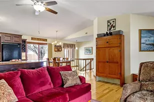 608 Fagstad St, Menomonie, WI 54751 - Photo 9