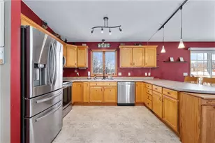 E9562 690th Ave, Elk Mound, WI 54739 - Photo 7