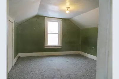 301 S Washington Street, Thorp, WI 54771 - Photo 9