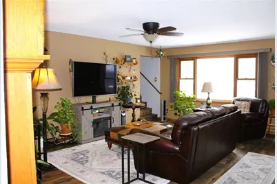 2551 Roberts Court, Altoona, WI 54720 - Photo 7