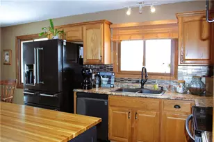 2551 Roberts Ct, Altoona, WI 54720 - Photo 9