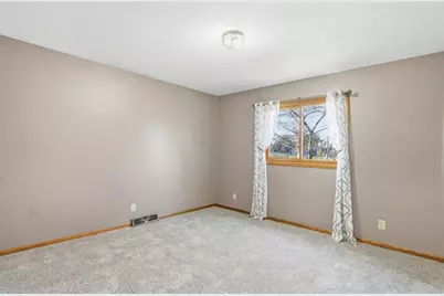 2551 Roberts Court, Altoona, WI 54720 - Photo 13