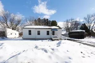 208 14th St, Menomonie, WI 54751 - Photo 31