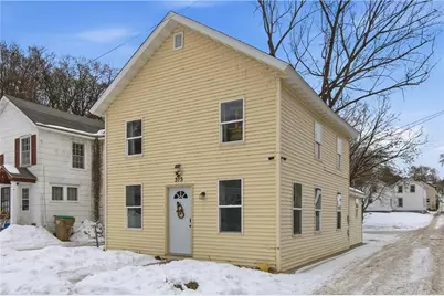 313 E Willow Street, Chippewa Falls, WI 54729 - Photo 35