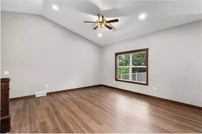 1138 Craven Court, Eau Claire, WI 54703 - Photo 5