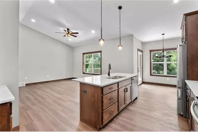 1138 Craven Court, Eau Claire, WI 54703 - Photo 11