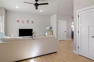 2341 2nd St, Eau Claire, WI 54703 - Photo 17