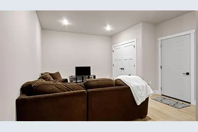 2341 2nd Street, Eau Claire, WI 54703 - Photo 31