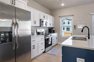 2341 2nd St, Eau Claire, WI 54703 - Photo 29