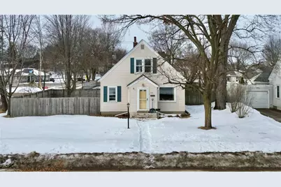 1530 Margaret Street, Eau Claire, WI 54701 - Photo 1