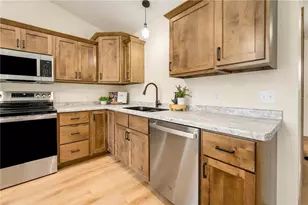 439 E Hartford St, Cadott, WI 54727 - Photo 17