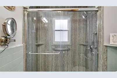 1505 Woodland Avenue, Eau Claire, WI 54701 - Photo 31