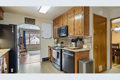 1505 Woodland Avenue, Eau Claire, WI 54701 - Photo 15