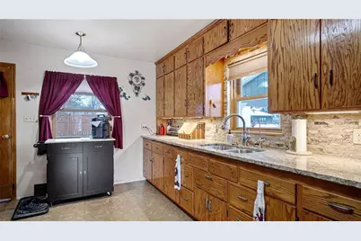 1505 Woodland Avenue, Eau Claire, WI 54701 - Photo 19