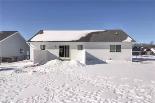 4947 Woodlands Dr, Eau Claire, WI 54703 - Photo 37