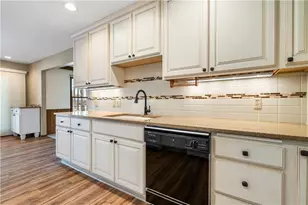 1323 Nixon Ave, Eau Claire, WI 54701 - Photo 25