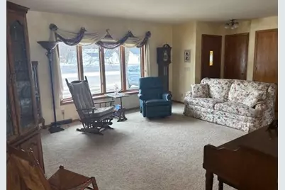 2320 James Avenue, Altoona, WI 54720 - Photo 5